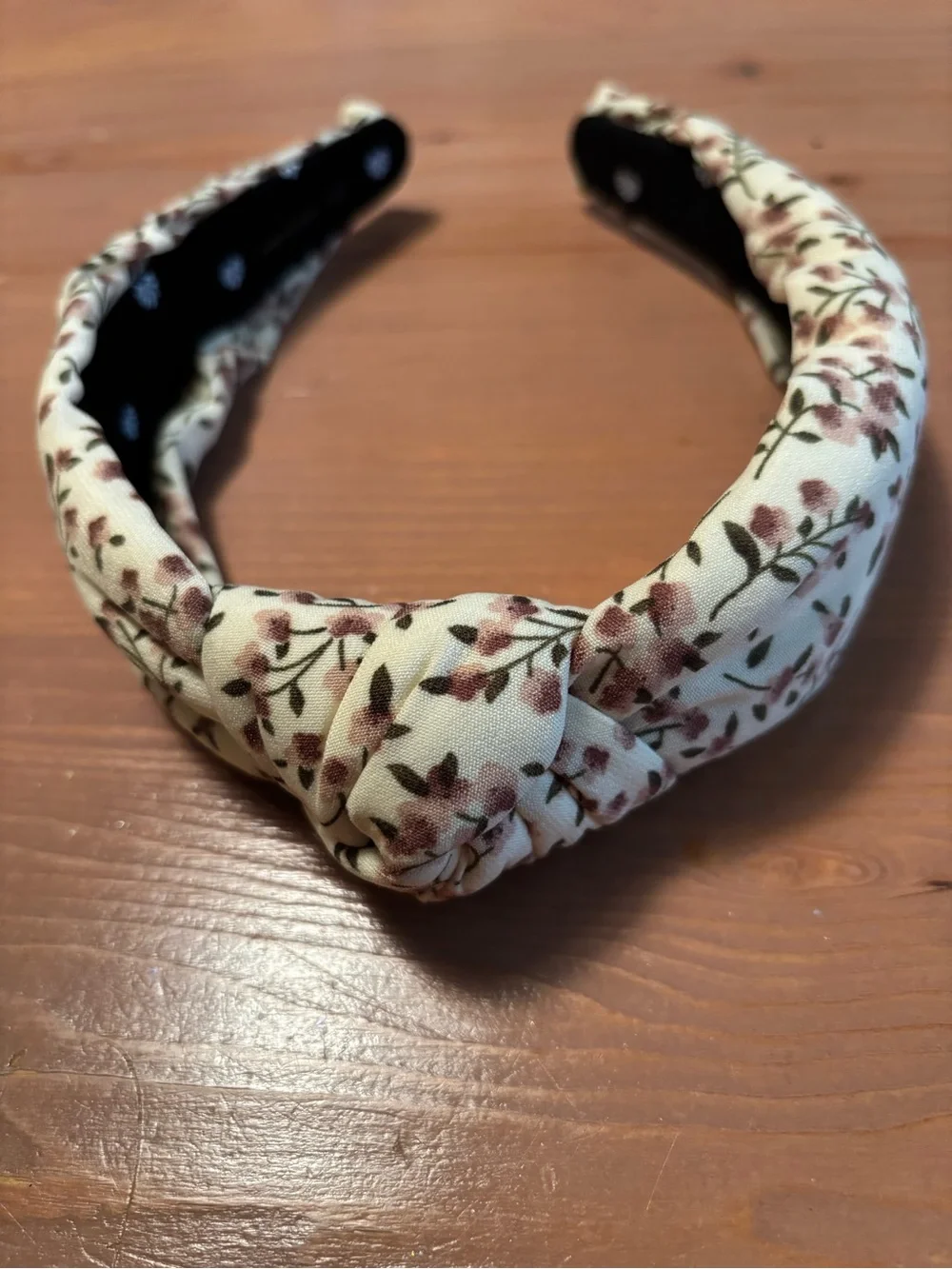 LELE SADOUGHI FLORAL KNOTTED HESD BAND NWOT